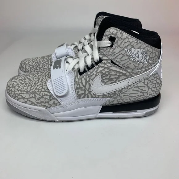 New Women’s Nike Air Jordan Legacy 312 Shoes - Picture 6 of 8